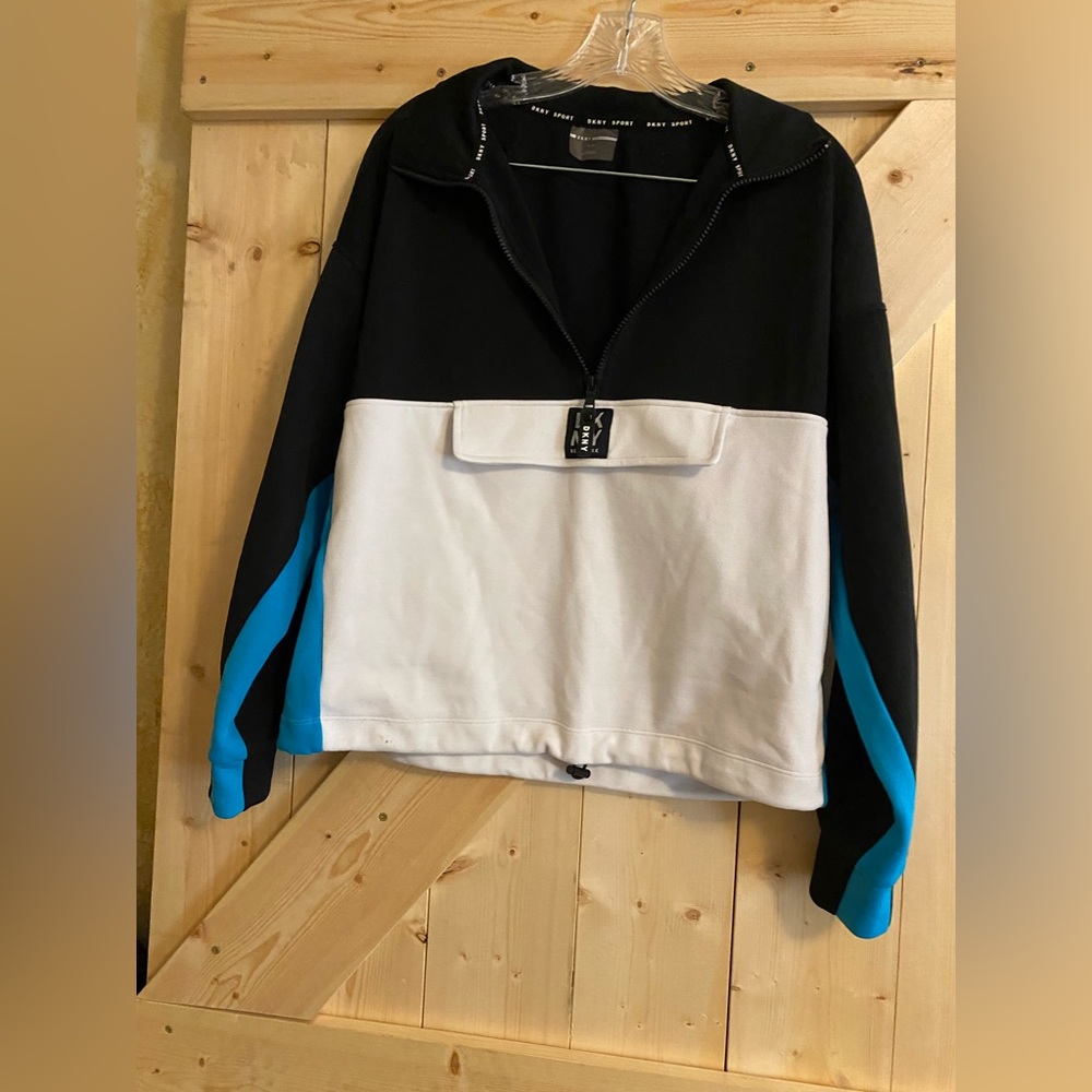 DKNY Sport Sz M Pullover with front pocket